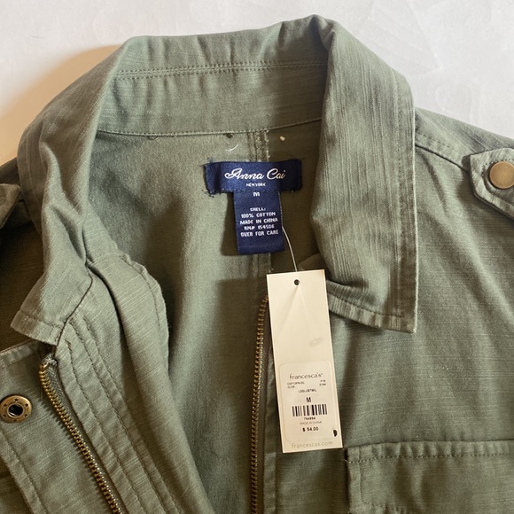 Green Jacket - Picture 3 of 4